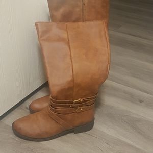 Boots never worn